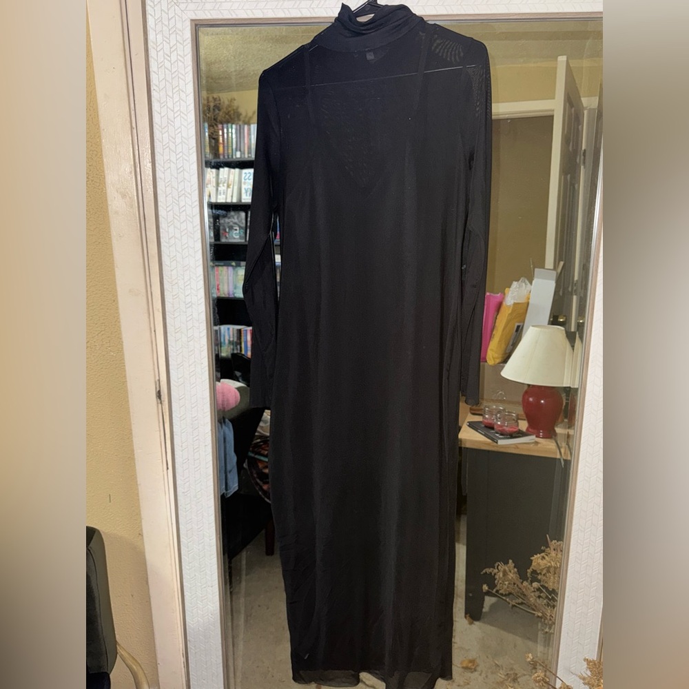 HIGH NECK BLACK FULL LENGTH DRESS SIZE XL WORN ONCE HIGH NECK SHEER SLIP LONG